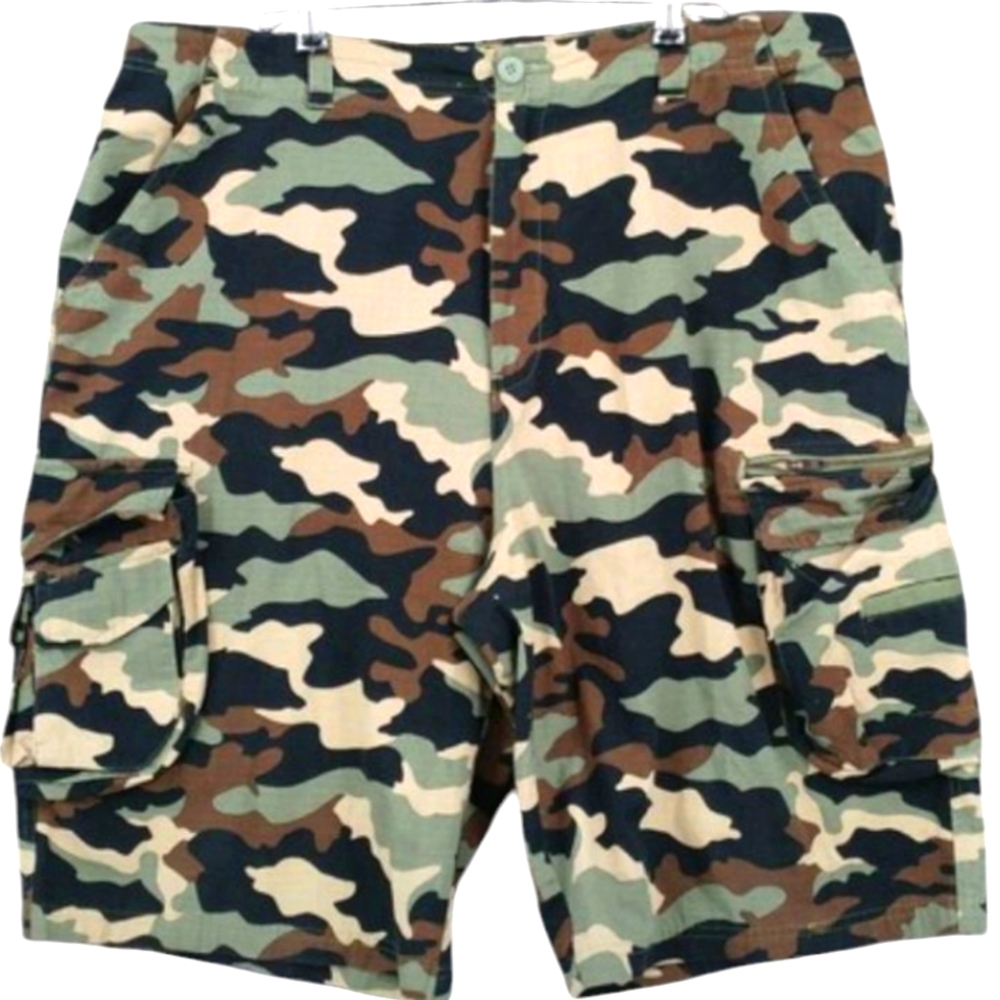 Highland Men's Camouflage Cargo Shorts Size 40